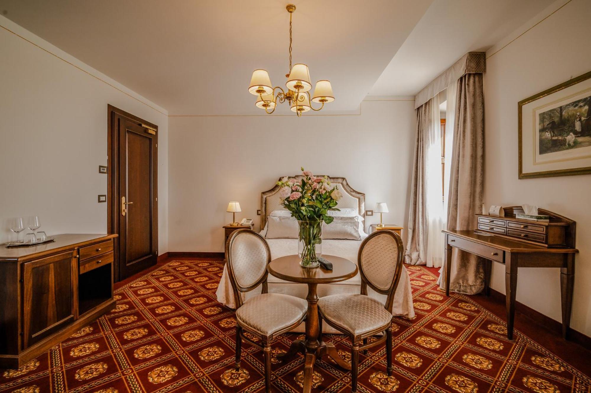 Villa Lecchi Hotel Wellness Колле-ди-Валь-д'Эльса Экстерьер фото