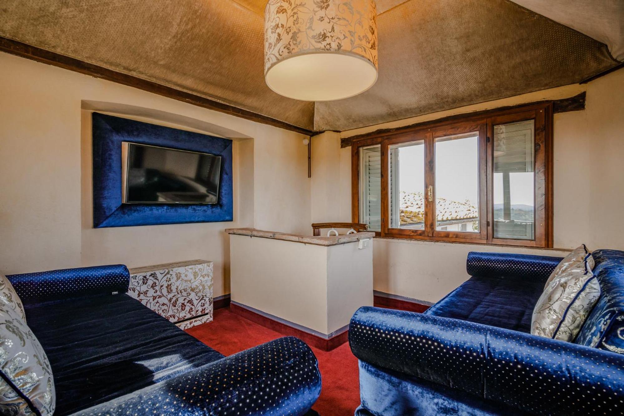 Villa Lecchi Hotel Wellness Колле-ди-Валь-д'Эльса Экстерьер фото