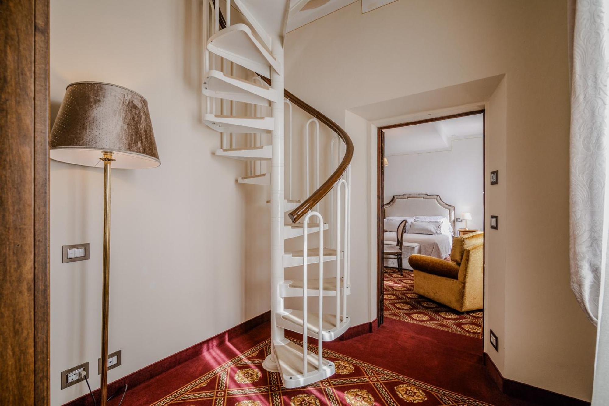 Villa Lecchi Hotel Wellness Колле-ди-Валь-д'Эльса Экстерьер фото