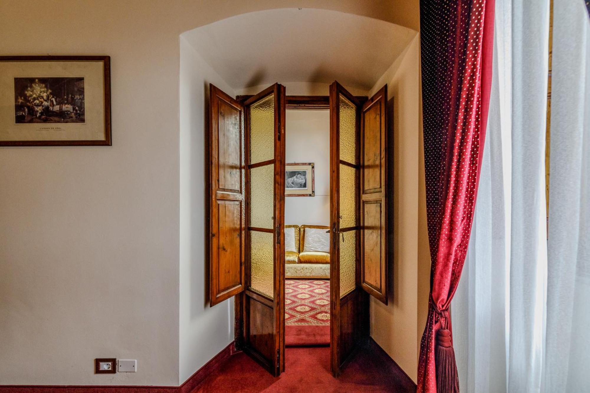 Villa Lecchi Hotel Wellness Колле-ди-Валь-д'Эльса Экстерьер фото