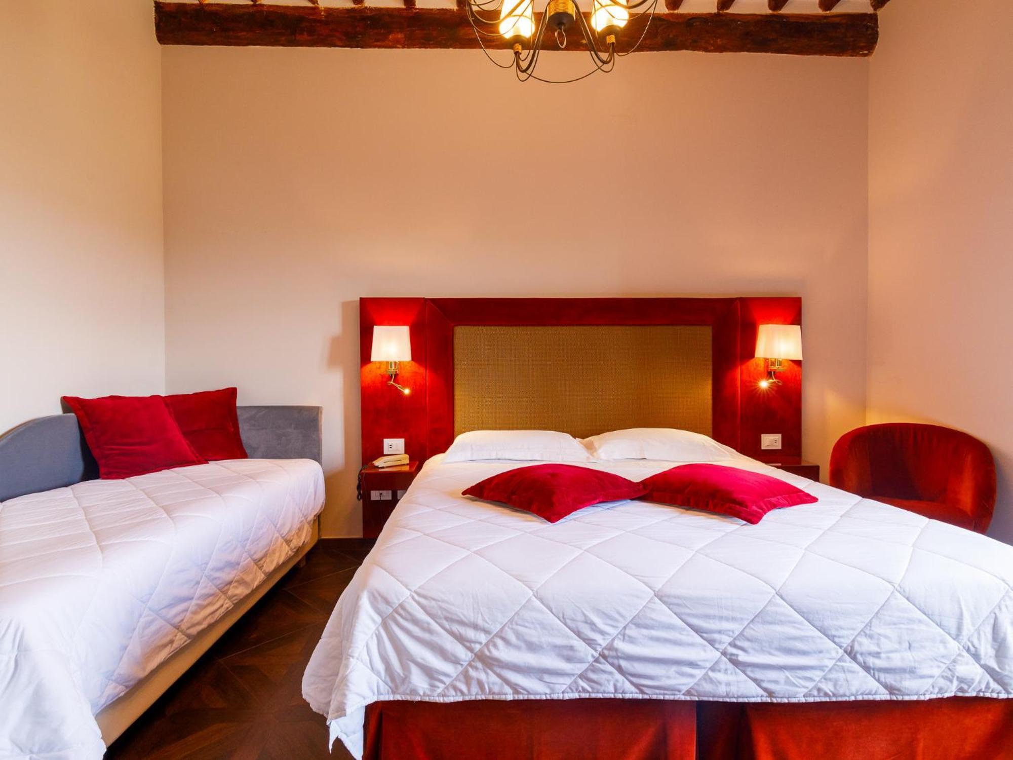 Villa Lecchi Hotel Wellness Колле-ди-Валь-д'Эльса Экстерьер фото